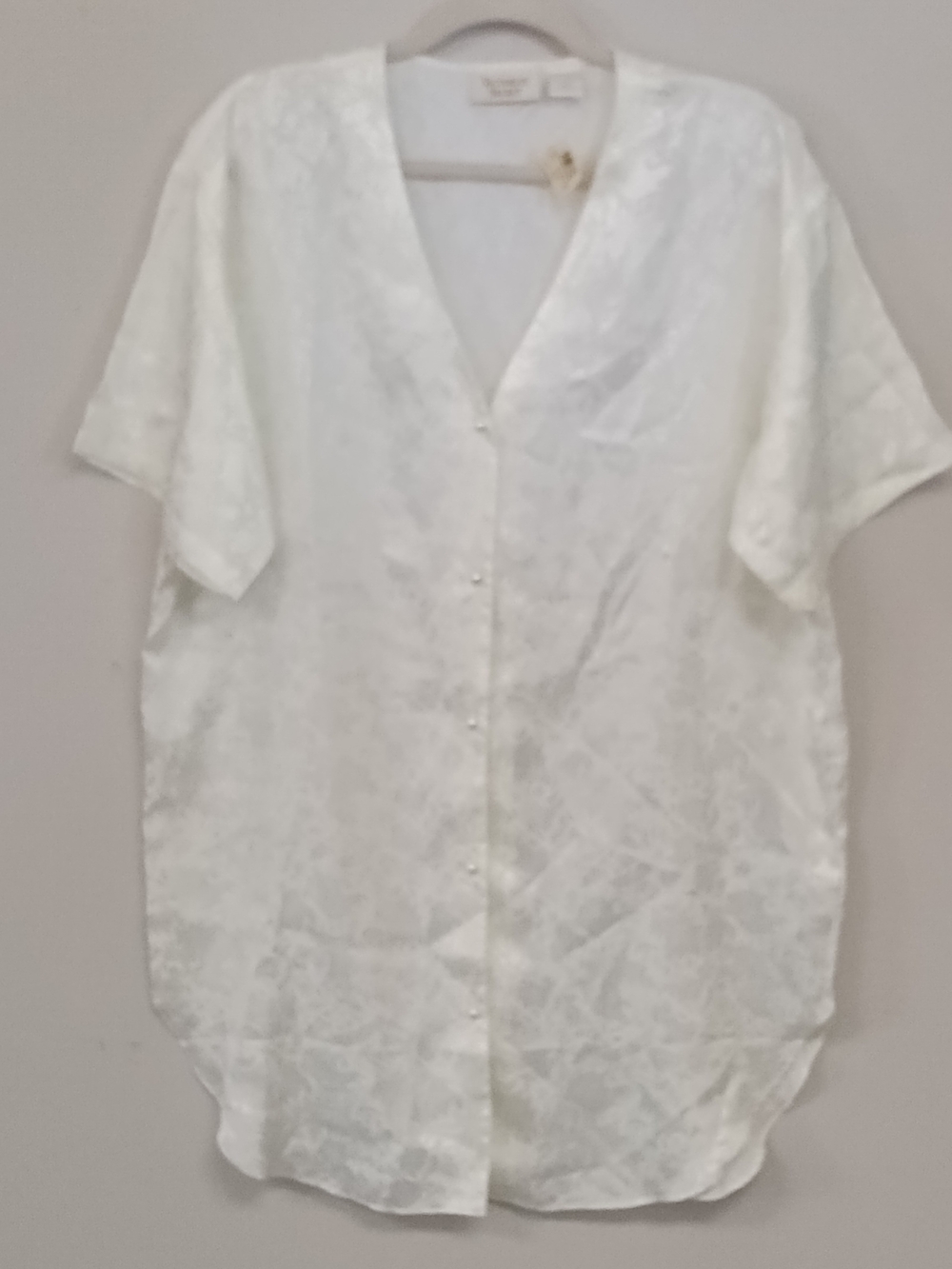 NWT Vintage Victoria's Secret Gold Label Ivory Satin Pearl Button Sleep Shirt ML